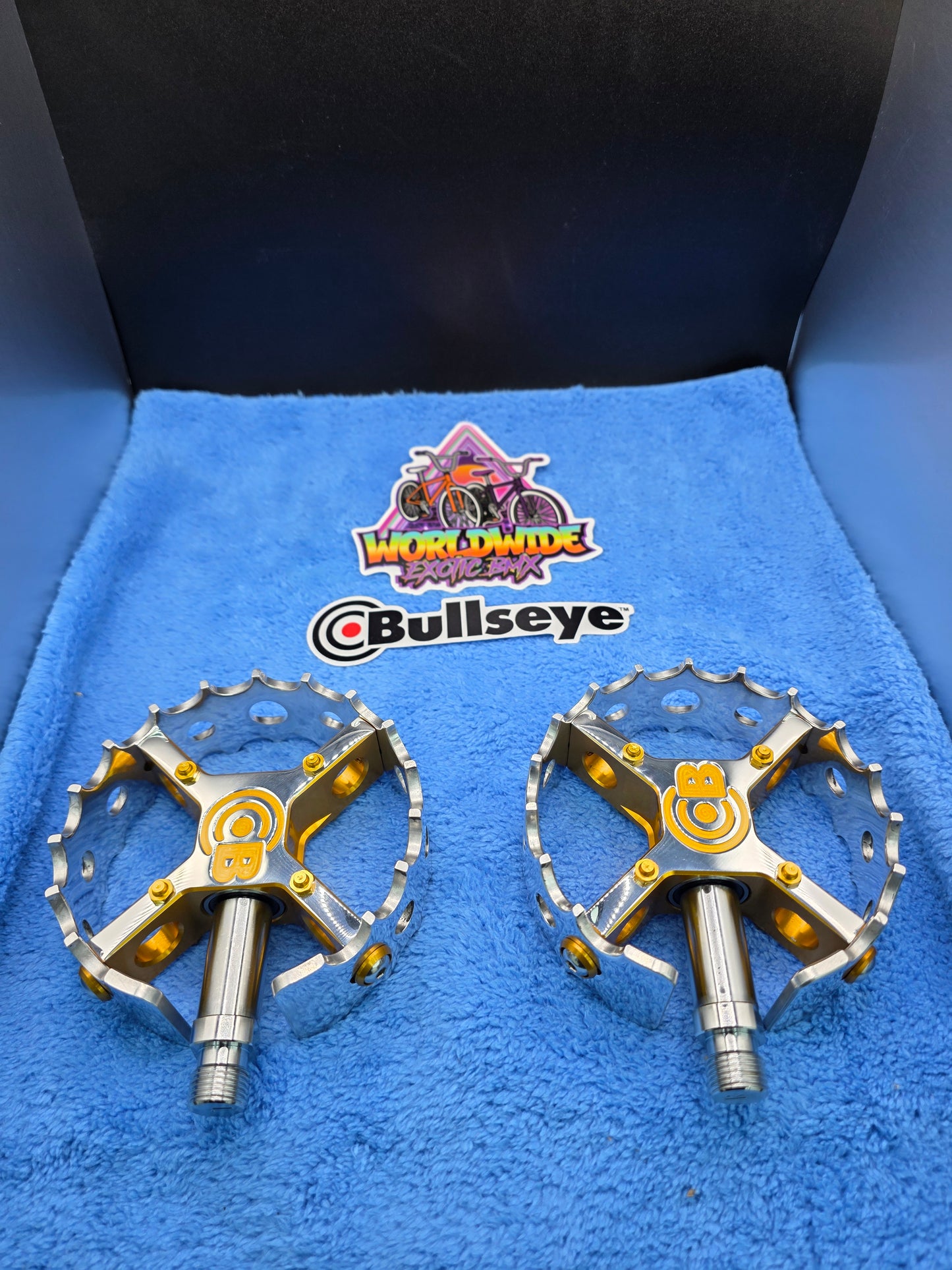 BULLSEYE🎯 Custom Pro Round, Show Polished On Gold
