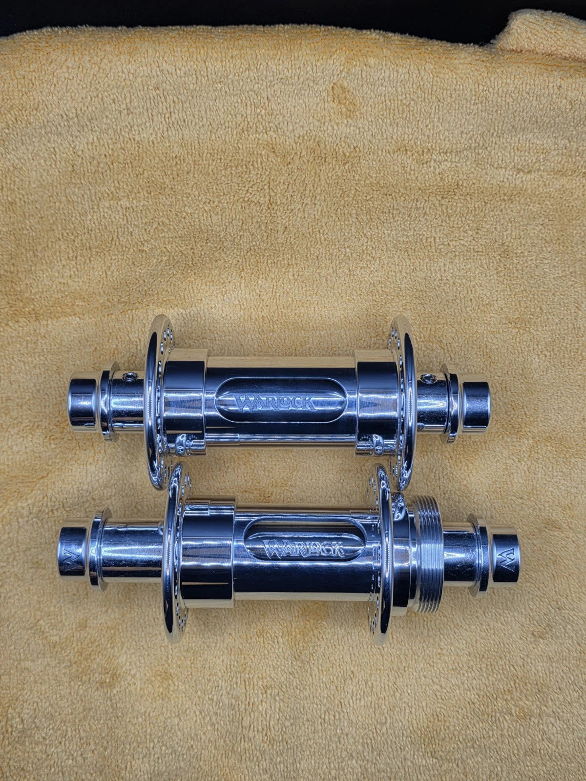 BULLSEYE 🎯/WARLOCK RARE Show Polished Slotted Hubs Only 3 Made BMX GT HARO SE