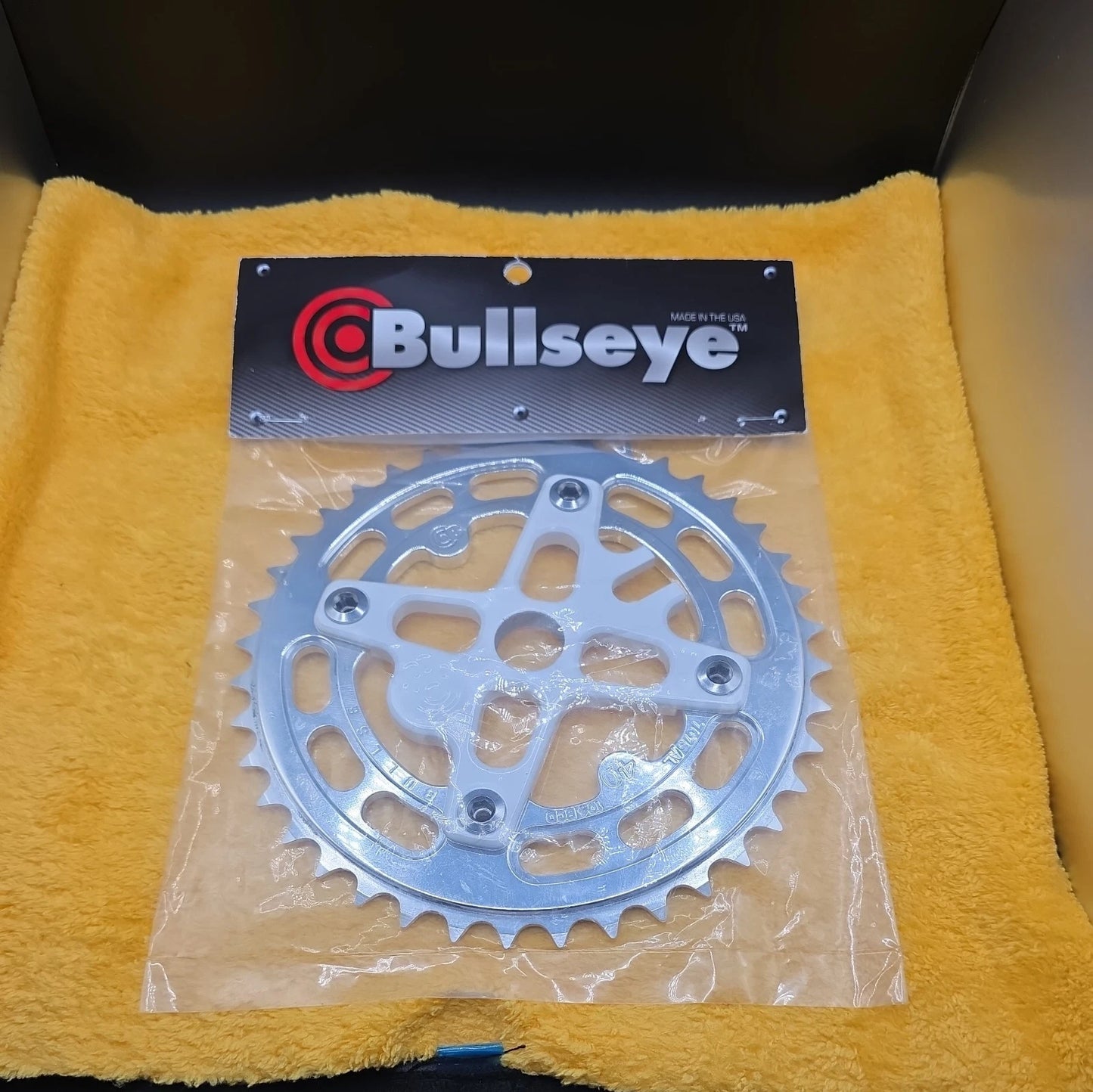 BULLSEYE 🎯 Custom Sprocket Brand NEW With Upgraded Bolts. Rare Bmx Se Bike Haro