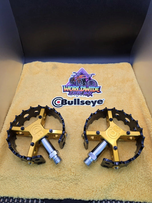 BULLSEYE 🎯 Rare Pro ROUND Pedals BMX SE BIKES HUTCH GT HARO