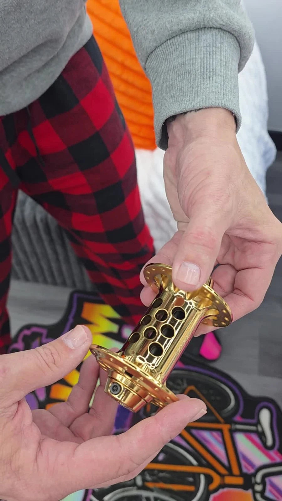 BULLSEYE 🎯 Brand New GOLD PLATED Hurricane Hubs BMX Se Bikes Hutch GT Haro